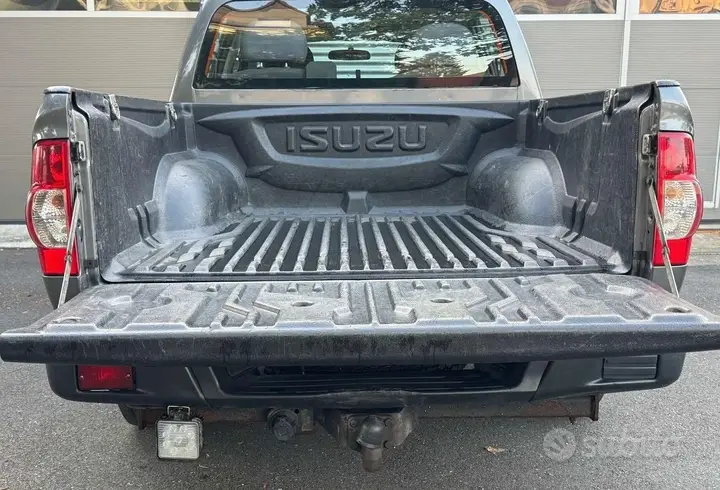 Isuzu D-Max 2008 photo 5
