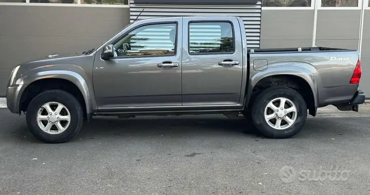 Isuzu D-Max 2008 photo 3