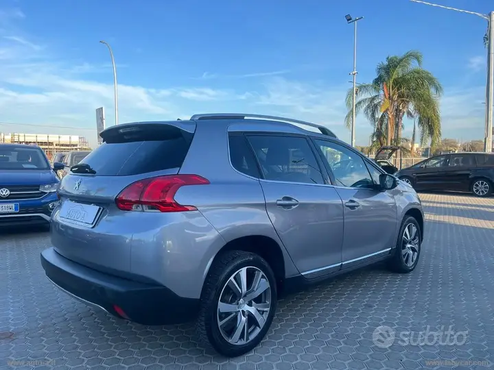 Peugeot 2008 2015 photo 4