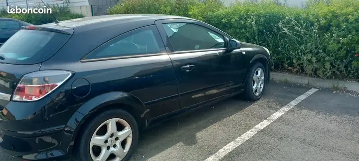 Opel Astra 2008 photo 2