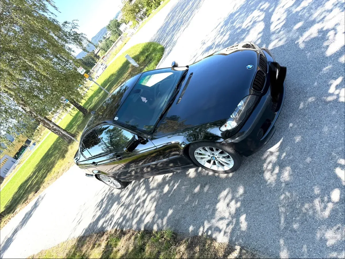 BMW 3 Series 2003 photo 3