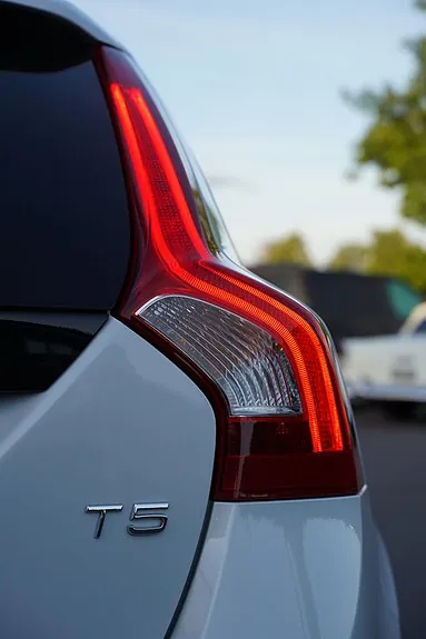 Volvo V60 2016 photo 4