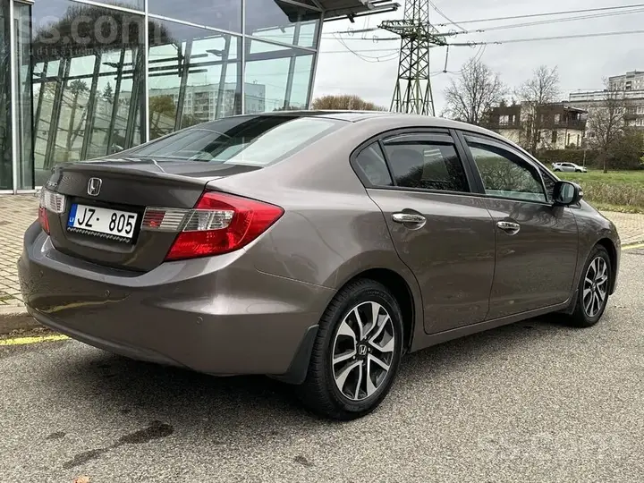 Honda Civic 2015 photo 4