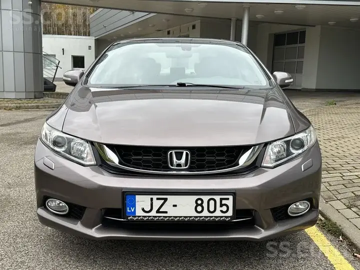 Honda Civic 2015 photo 2