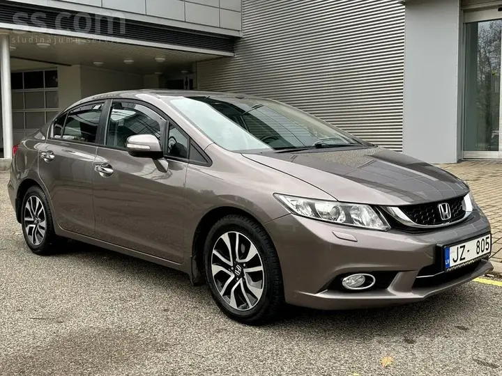 Honda Civic 2015 photo 3