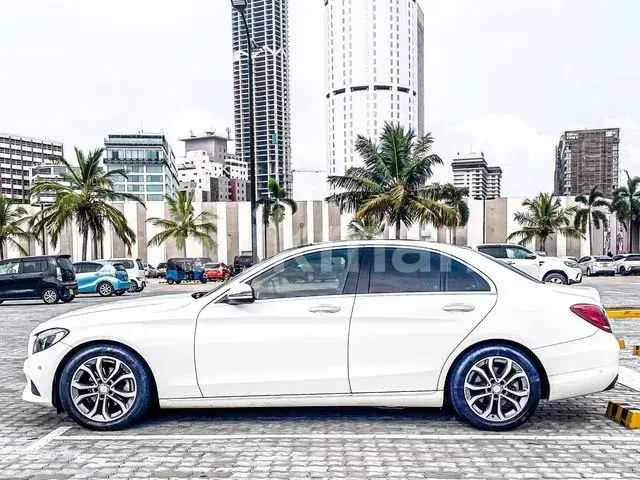 Mercedes-Benz C200 2015 photo 5
