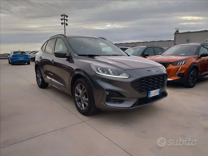 Ford Kuga 2022 photo 3