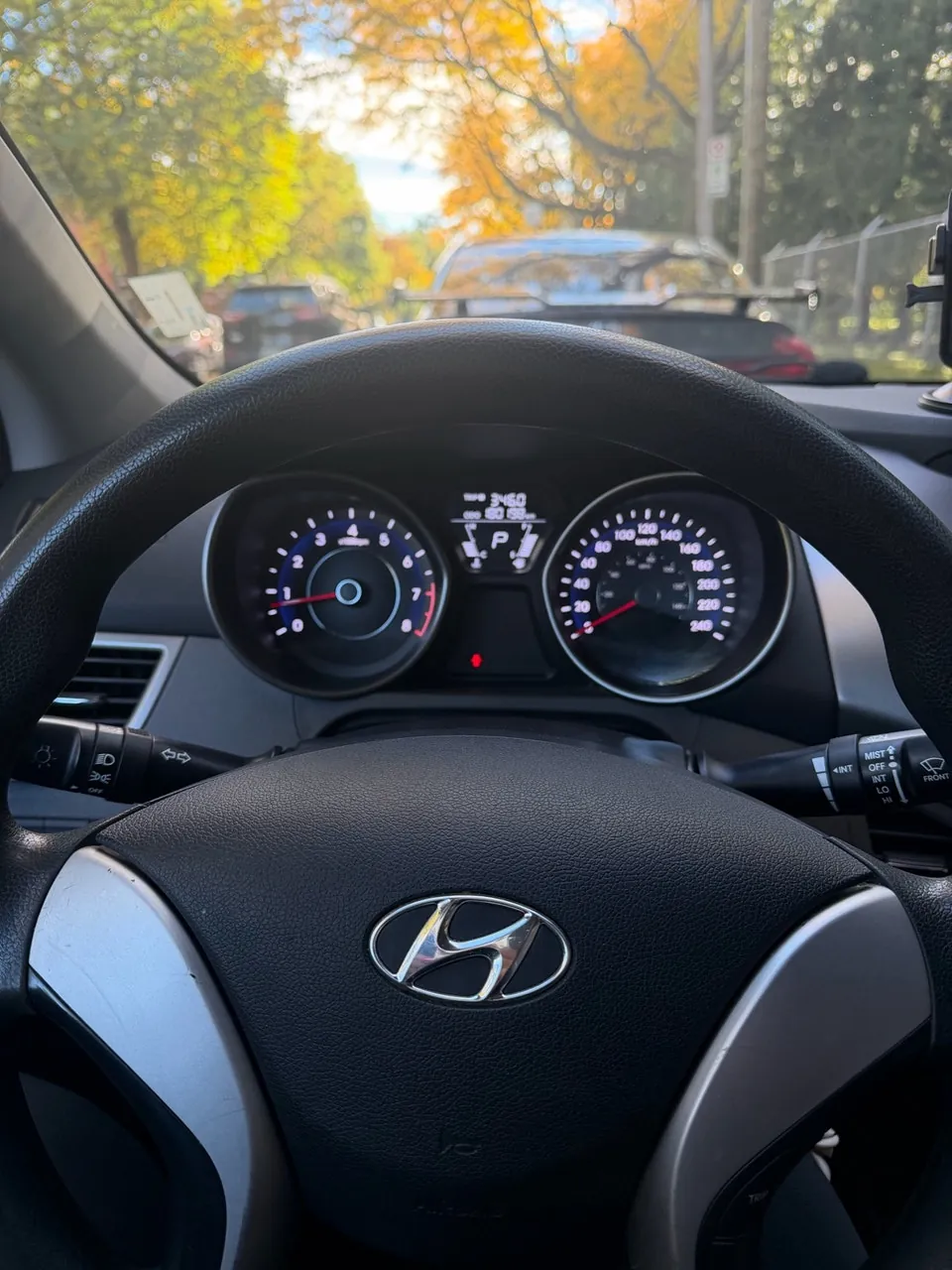 Hyundai Elantra 2012 photo 4