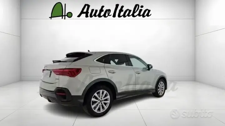 Audi Q3 2021 photo 5