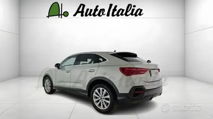 Audi Q3 2021 photo 3