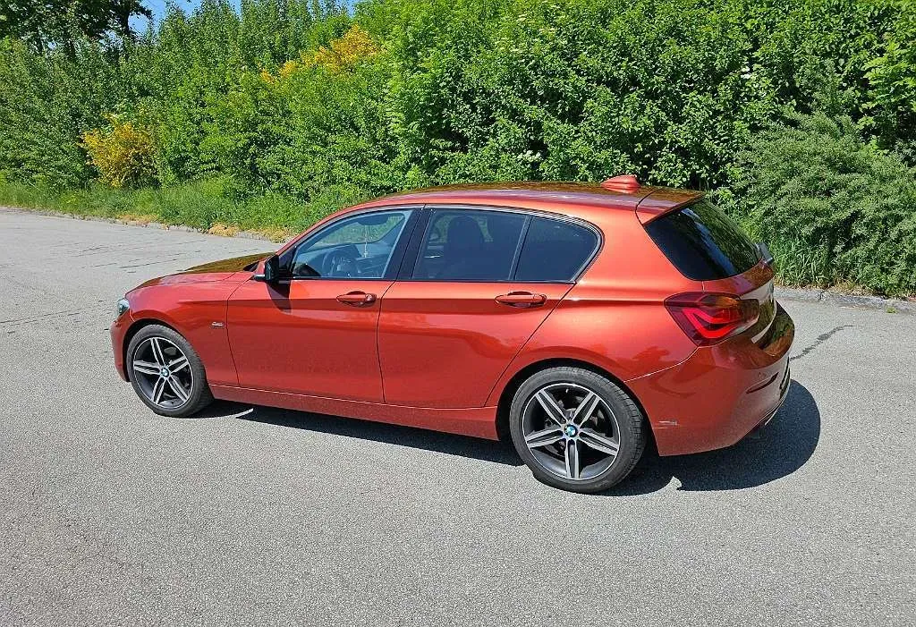 BMW 1 Series 2017 photo 2