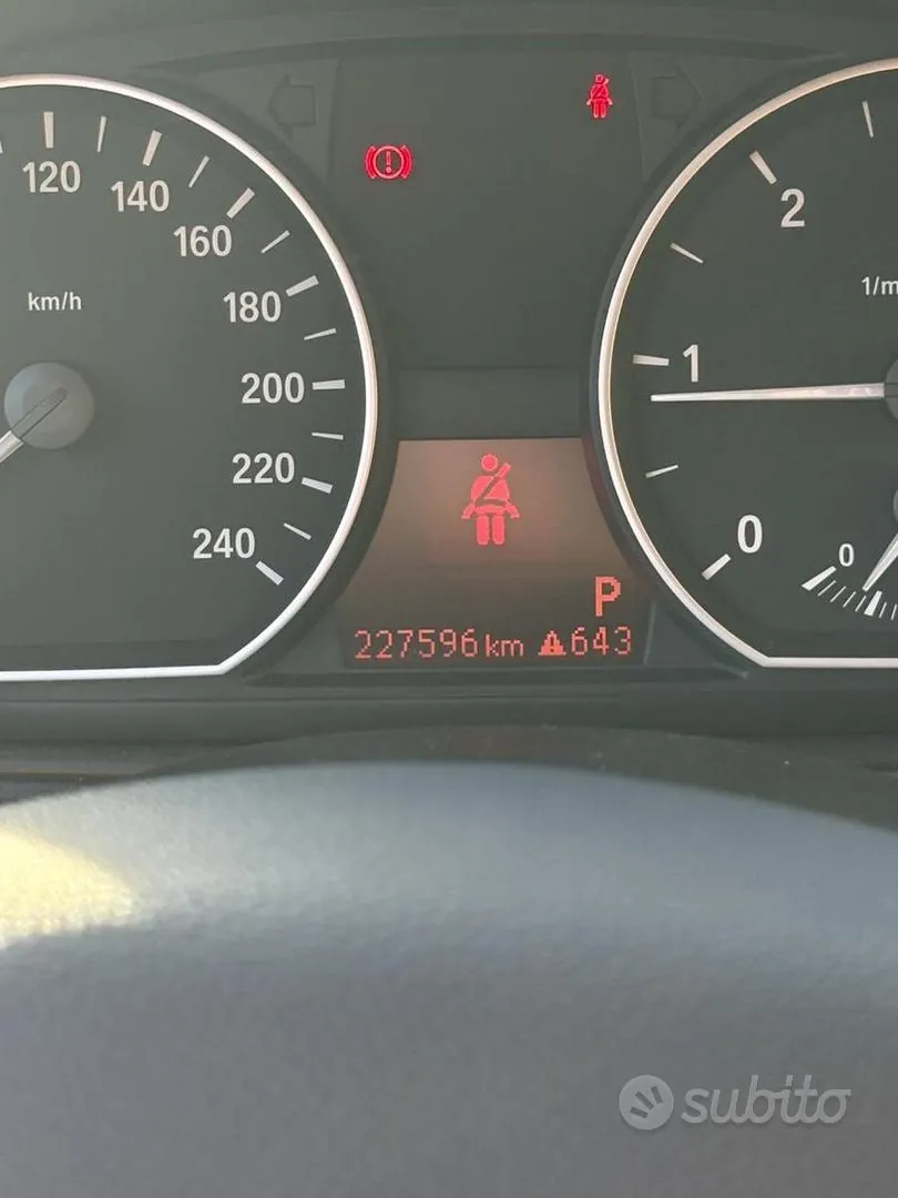 BMW 1 Series 2010 photo 4