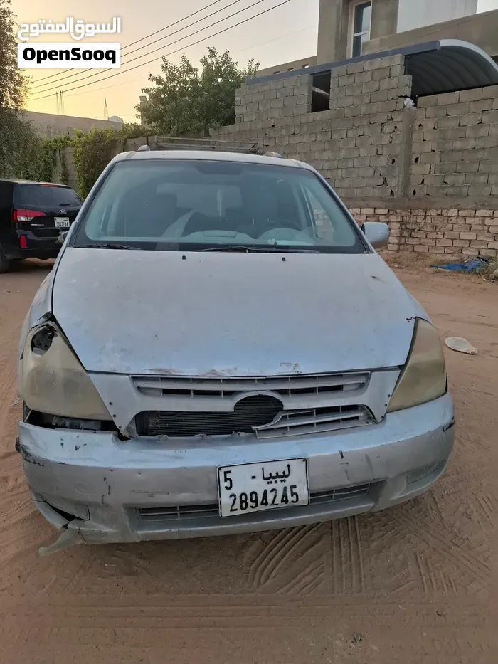 Kia Sedona 2008 photo 4