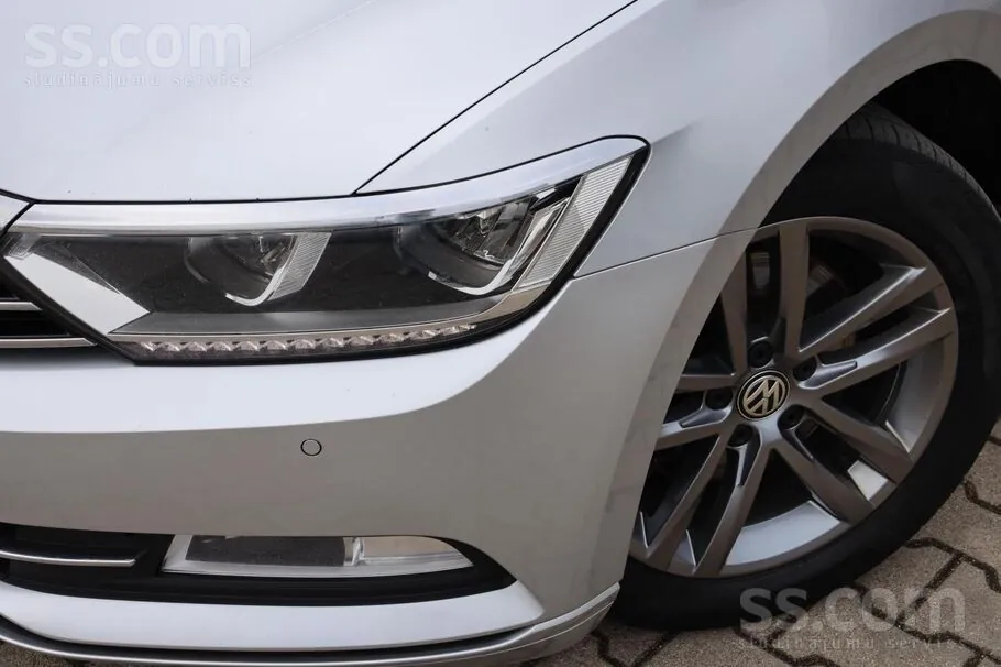 Volkswagen Passat 2019 photo 3