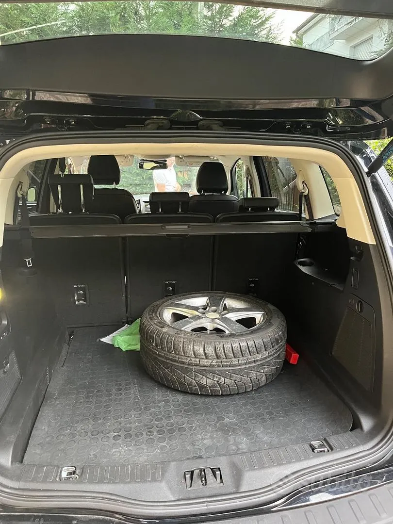 Ford S-Max 2017 photo 3