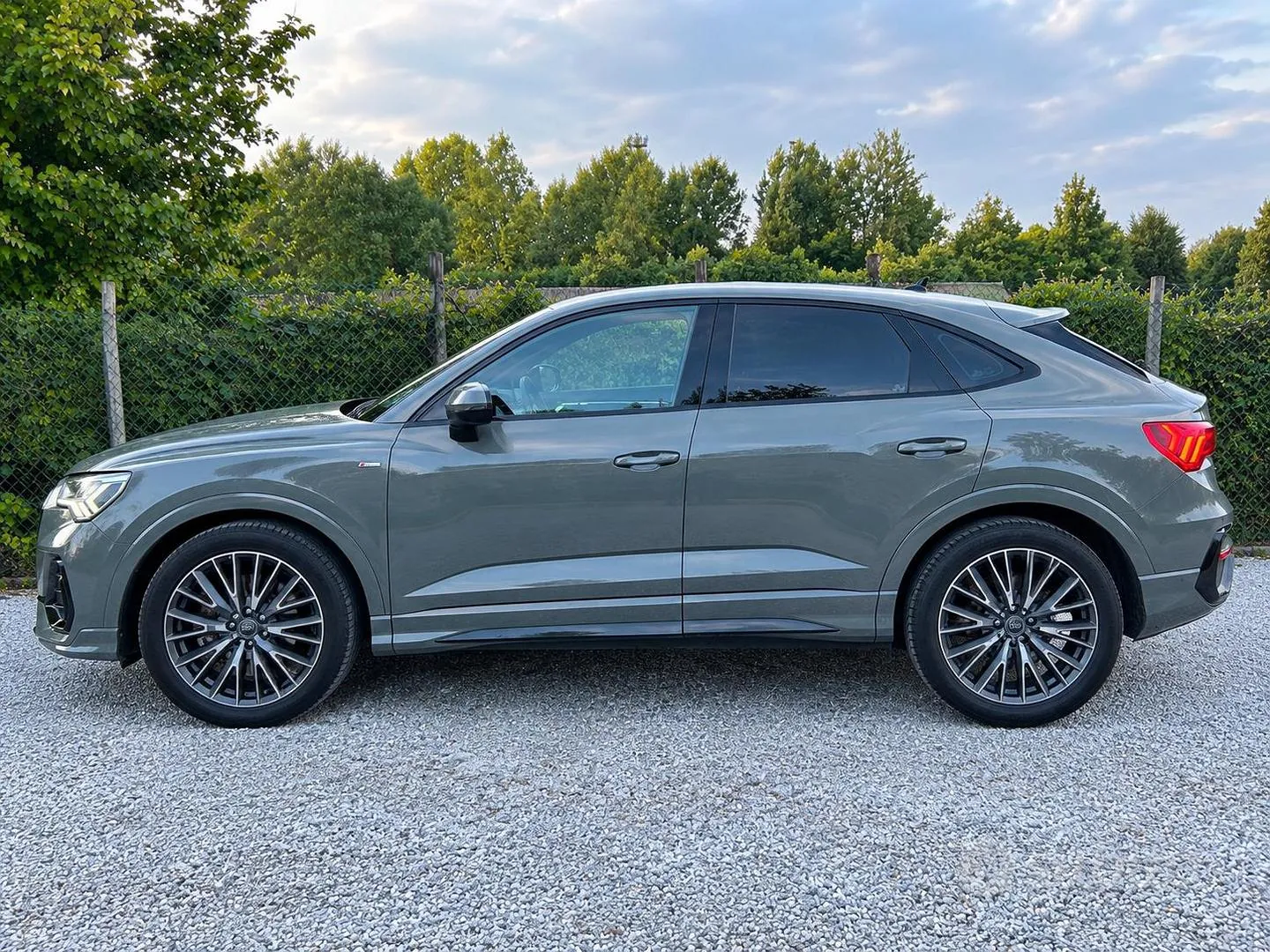 Audi Q3 2020 photo 3