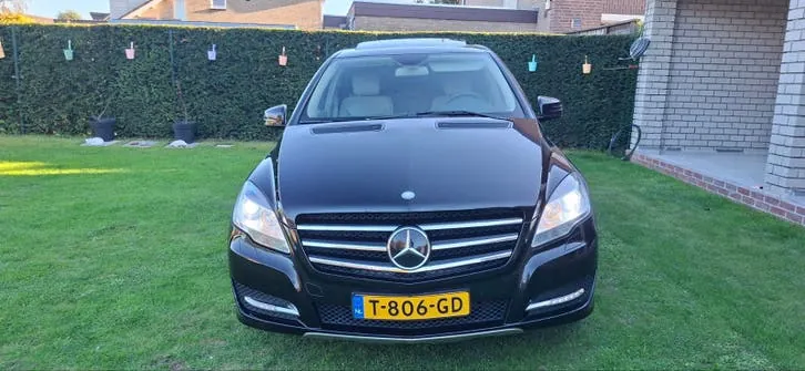Mercedes-Benz R-Class