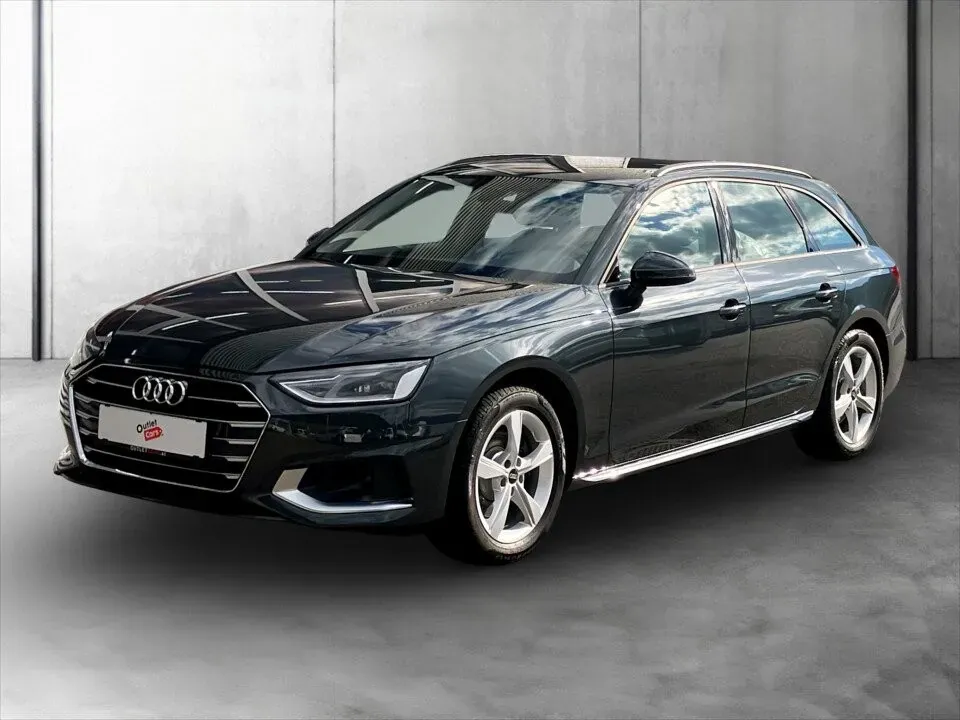 Audi A4 2022 photo 2