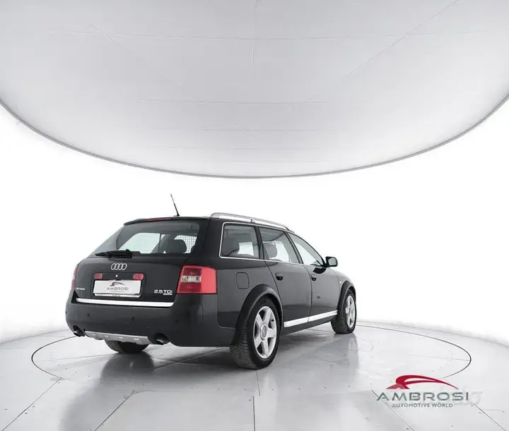 Audi A6 Allroad 2004 photo 3