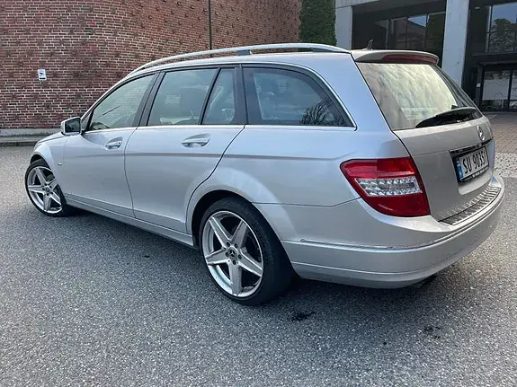 Mercedes-Benz C 200 D 2010 photo 4