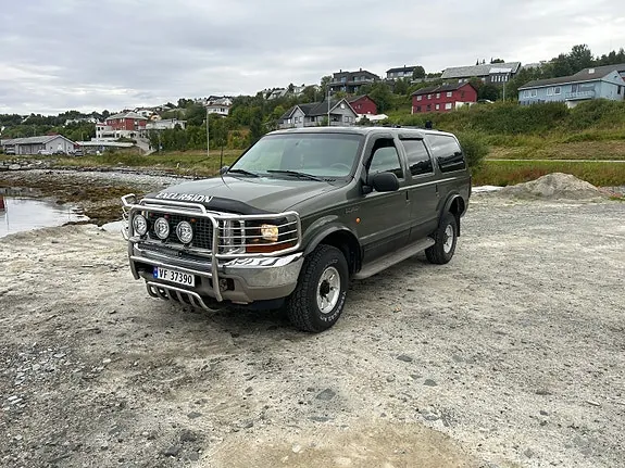 Ford Excursion