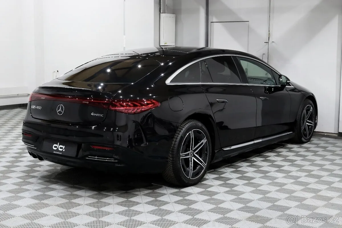 Mercedes-Benz Eqs 2023 photo 5
