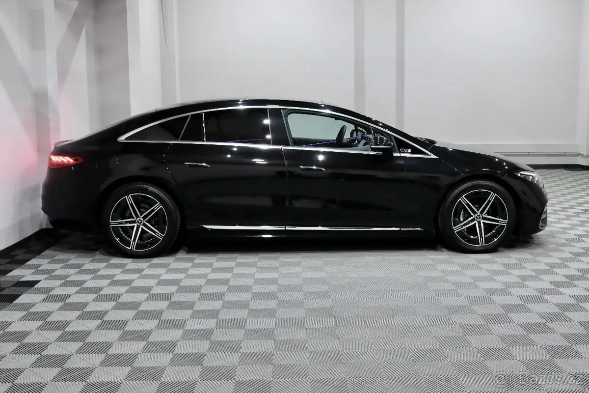 Mercedes-Benz Eqs 2023 photo 3