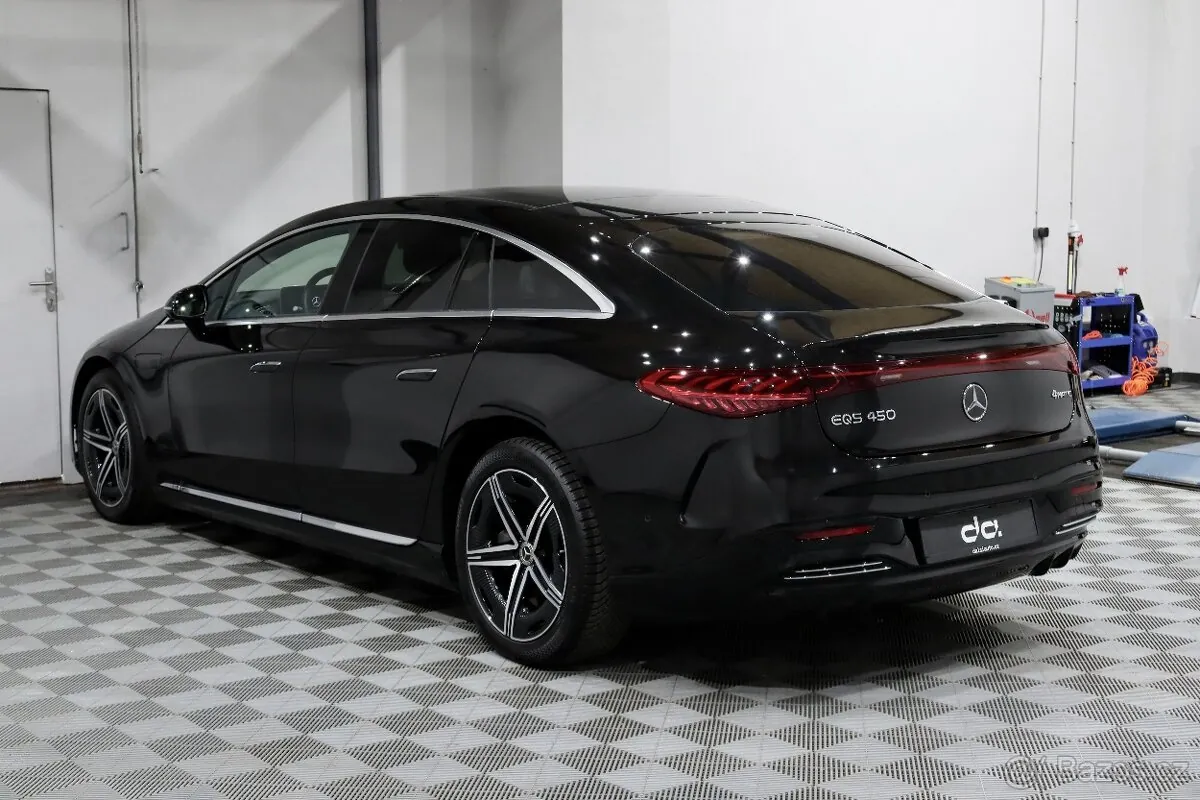Mercedes-Benz Eqs 2023 photo 4