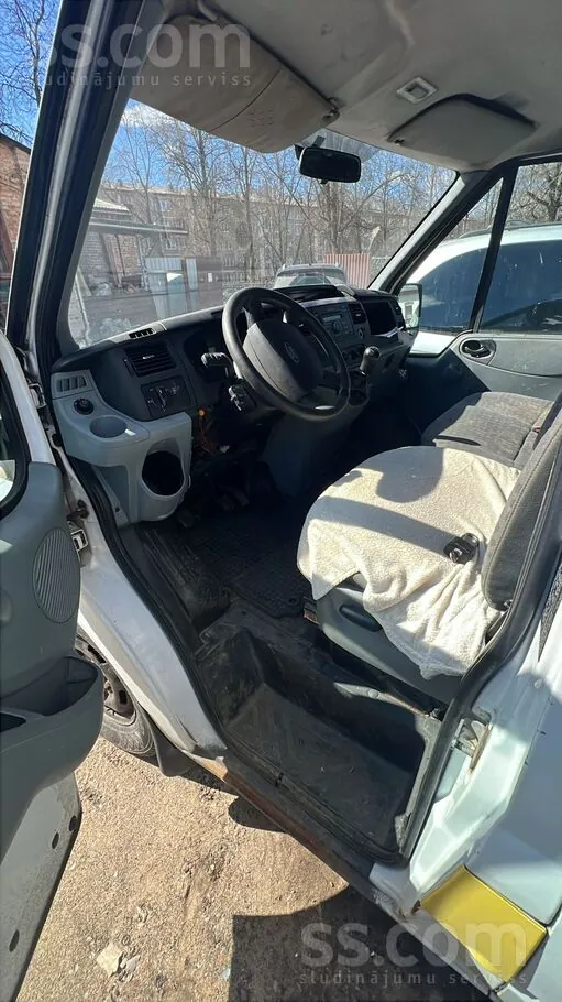 Ford Transit 2008 photo 4