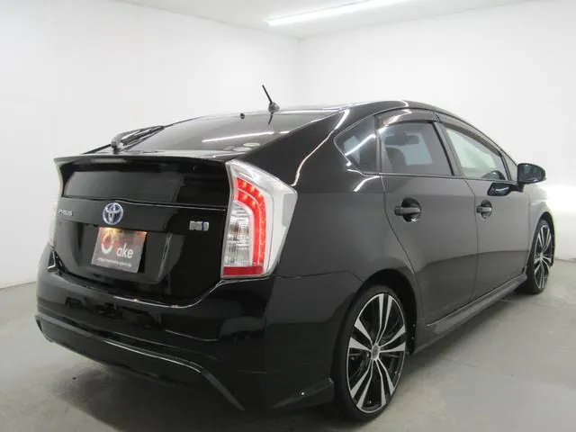 Toyota Prius 2013 photo 3