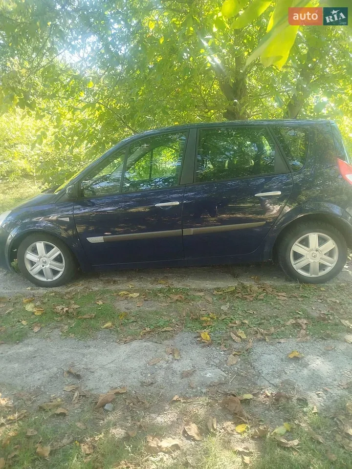 Renault Scenic 2005 photo 2