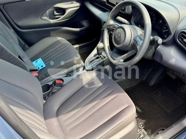 Toyota Yaris 2025 photo 4