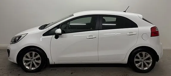Kia Rio 2012 photo 2
