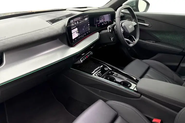 Audi Q3 2026 photo 2