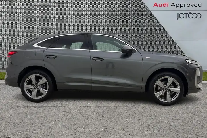 Audi Q3 2026 photo 4