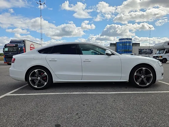 Audi A5 2011 photo 5