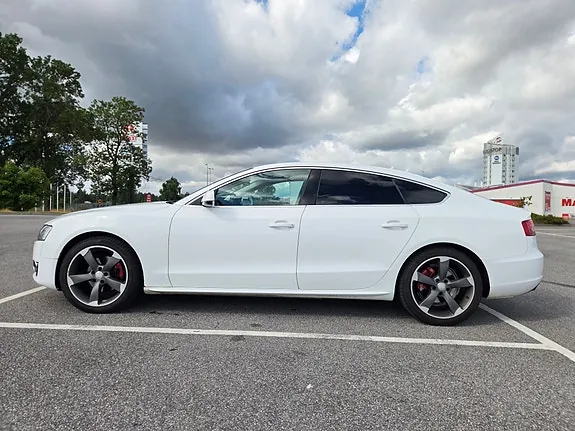 Audi A5 2011 photo 4