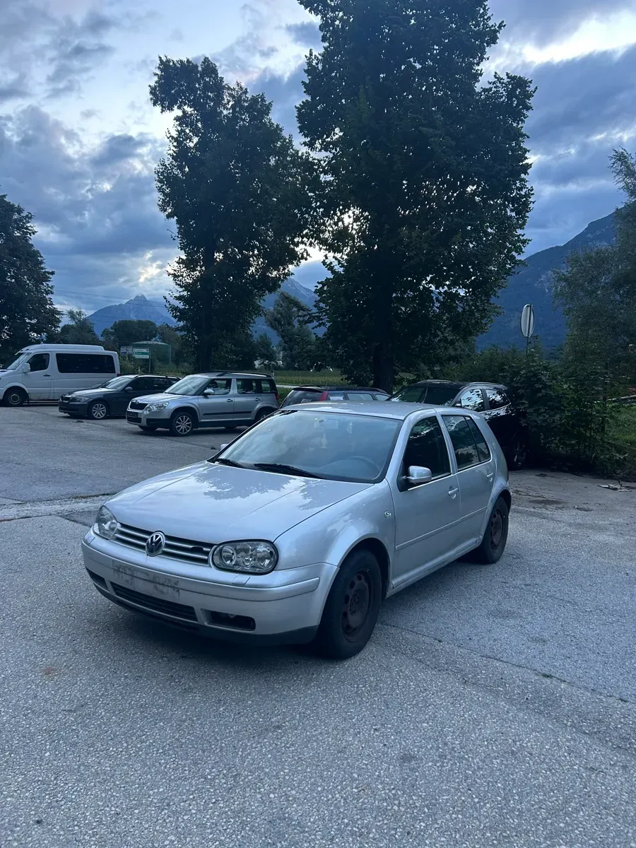 Volkswagen Golf 2000 photo 2