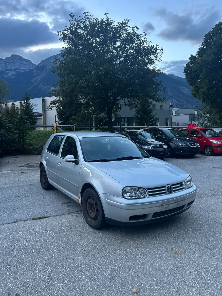 Volkswagen Golf 2000 photo 3