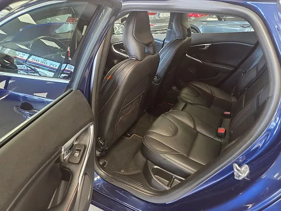 Volvo V40 2016 photo 4