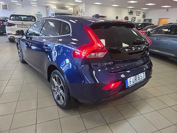 Volvo V40 2016 photo 5