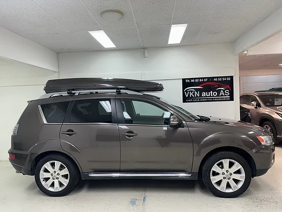 Mitsubishi Outlander 2010 photo 4