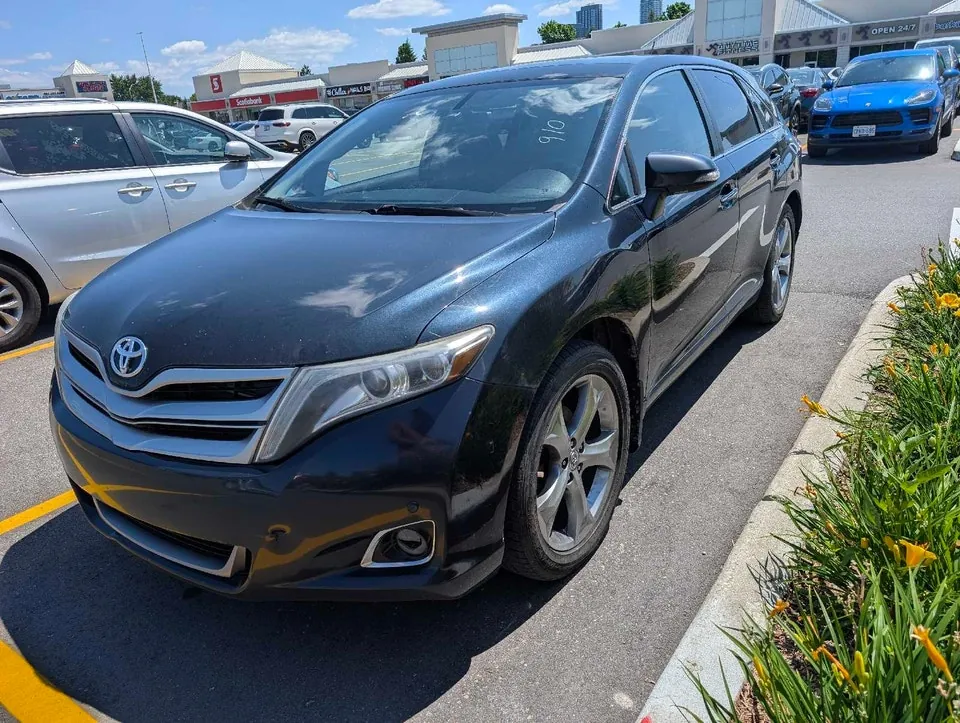 Toyota Venza 2016 photo 2