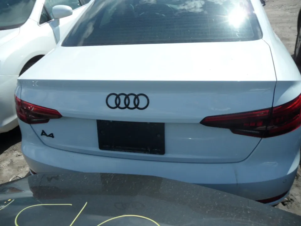 Audi A4 2017 photo 3
