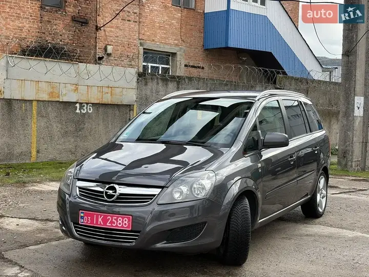 Opel Zafira 2011 photo 5