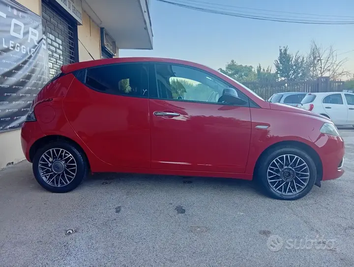 Lancia Ypsilon 2017 photo 3