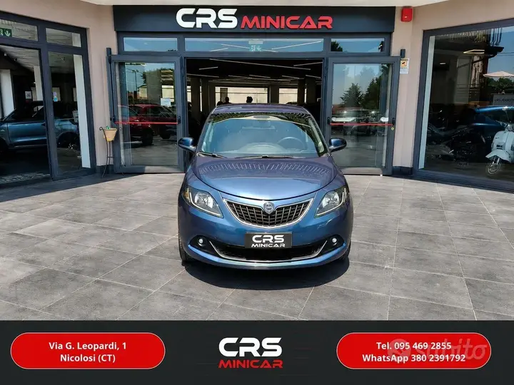 Lancia Ypsilon