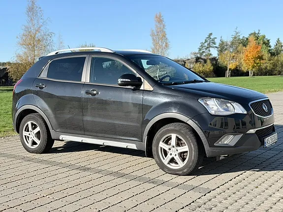 KG Mobility Korando 2011 photo 3