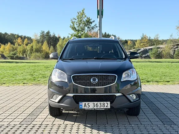 KG Mobility Korando 2011 photo 2