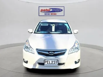 Subaru Legacy 2010 photo 3